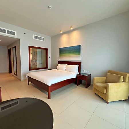富吉拉丽笙度假酒店 外观 照片 A bedroom at the hotel
