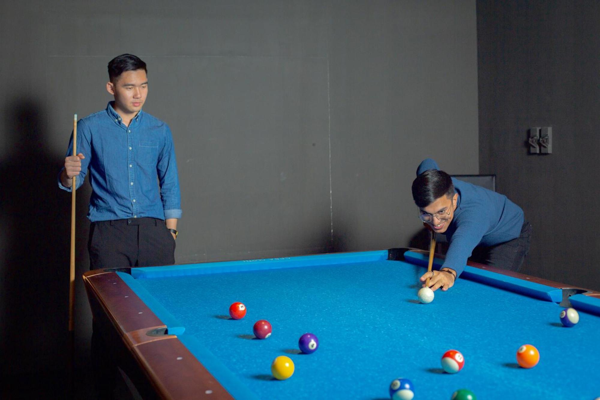 富吉拉丽笙度假酒店 外观 照片 Pool players