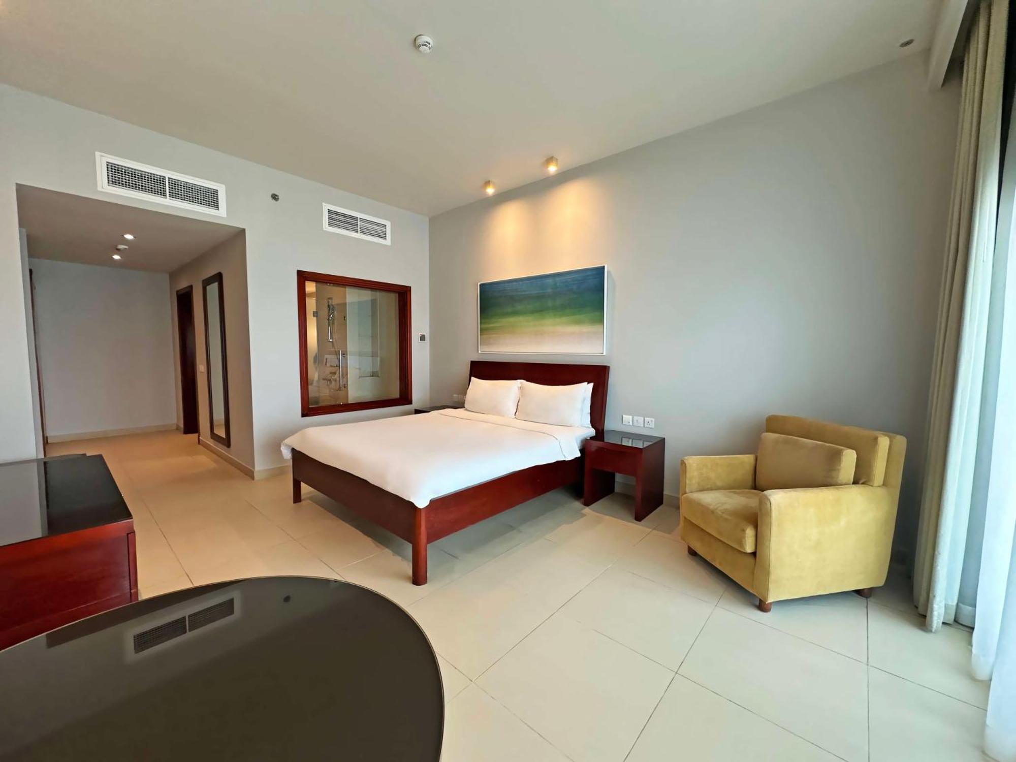 富吉拉丽笙度假酒店 外观 照片 A bedroom at the hotel