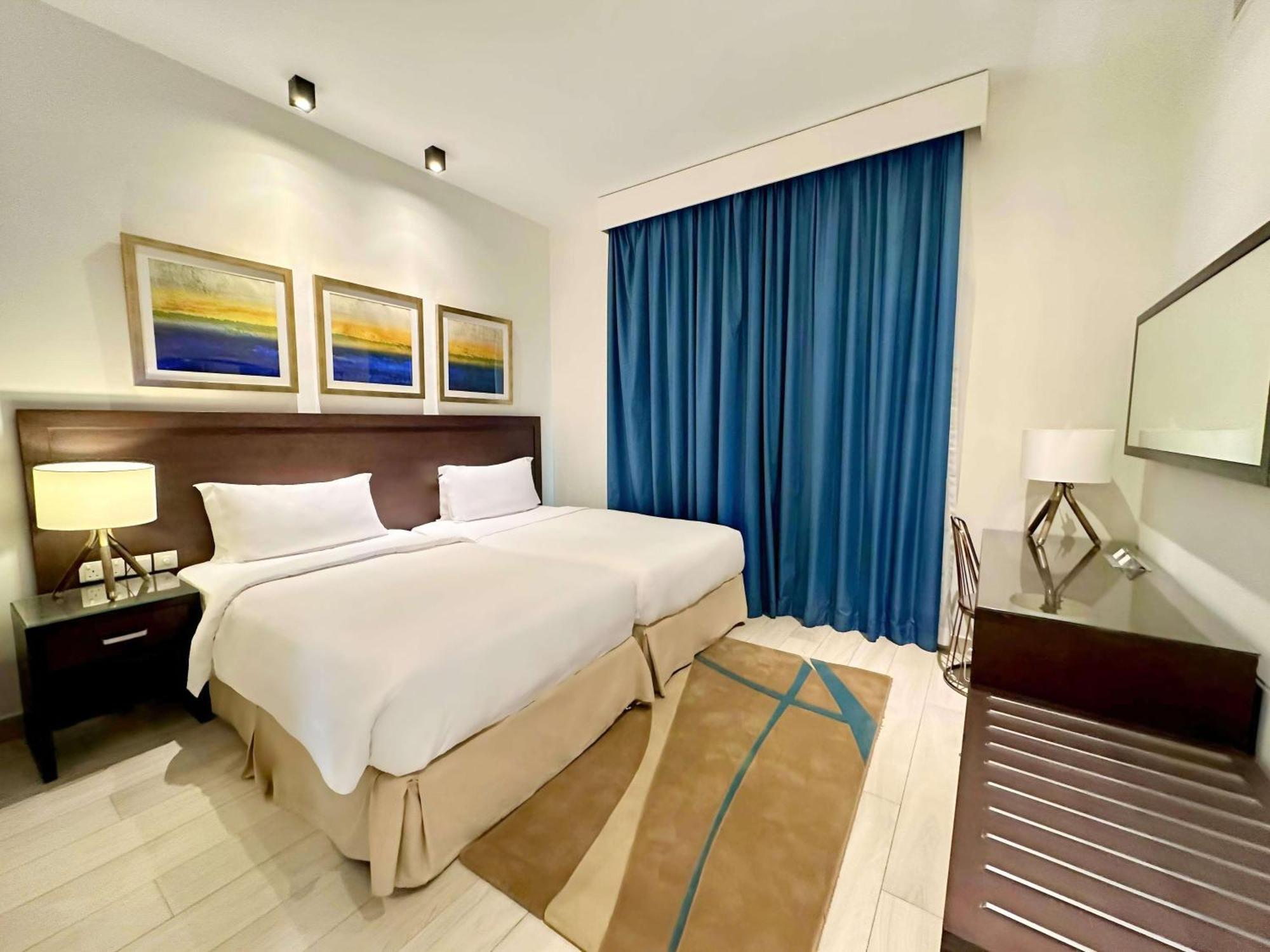 富吉拉丽笙度假酒店 外观 照片 A bedroom at the hotel